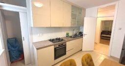 Voštarnica, komforan renoviran stan 2SS+DB, odlična lokacija, 4.kat lift!